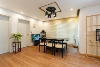 Seoul Center OFF TO NAMSAN Myeongdong Walking DDP 1 Stop, Chungmu-ro Station Sensory Accommodation , Namsan Tower, Gyeongbokgung Palace, Seoul Station Nearby - 9