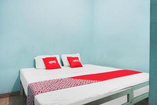 OYO 91754 Wisma Tiqita Syariah Near Pasar Tanah Abang - 0