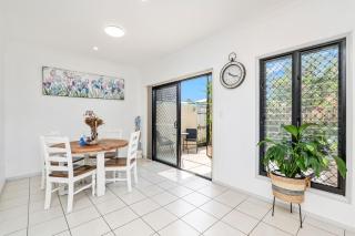 Casablanca Palms - 6