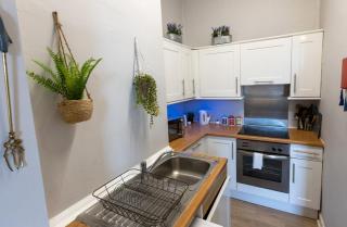 Edinburgh Festival Escape - 9