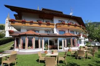 Hotel & Residence Egger - Villandro - 3
