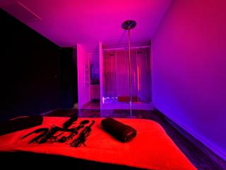 Red Pleasure Room Balneo - 3