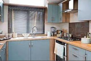 3-Bed Lodge Sleeps 6 -Hot tub -Resort Access - 8