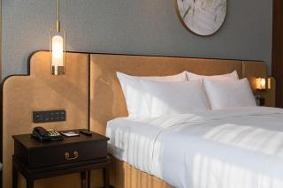 Guangzhou Dong Fang Hotel - 5