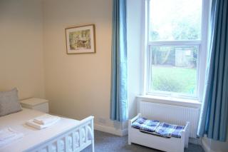 Beautiful Travelers Apartment - Salmond Place - 5