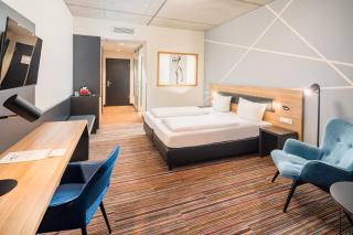 N+S City Hotel Neumarkt - 0