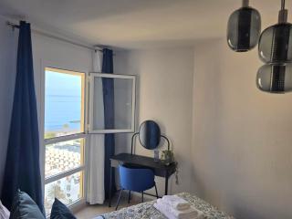 Blue You Away - Las Americas - 2