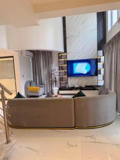 3 Bedroom Duplex - Iconic Towers - 9