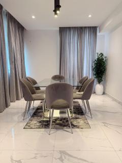 3 Bedroom Duplex - Iconic Towers - 6