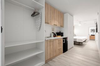 Dobo Pinto Castillo - 6