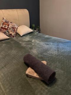 1 Bed Apartment- Walton on Thames, Surrey - 9