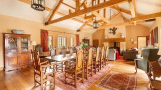 Cadnant Coach House - 9