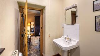 Cadnant Coach House - 4