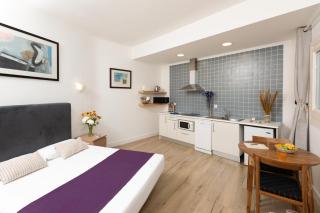 Mayerling Bisbe Urquinaona - 8