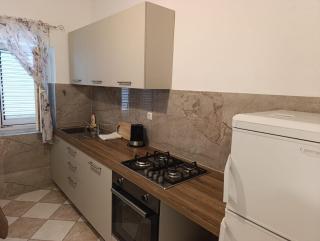 Seafront apartments Valla - 2