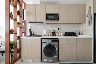 1BR Luxe Condo - Lotus Lookout - Ocean and City Views - Pool - Gym - 6