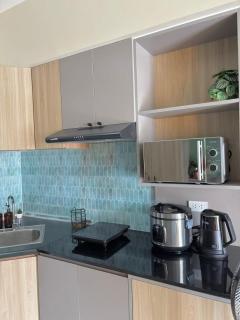 Stylish Condo IT Park - 5