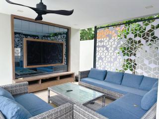 Serenity Grand Pool Villa Pattaya-5BR Private Pool - 7