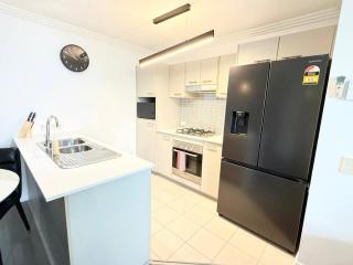 Premium Chermside Penthouse - Next to Westfield - 8