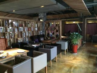 Shanghai Fortune Hongqiao Airport Hotel - 8