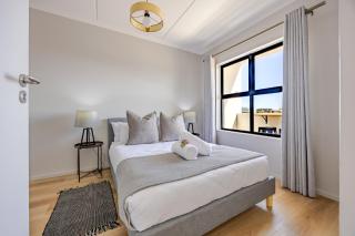 Contemporary Modern 1 Bedroom-19B, Blouberg - 5