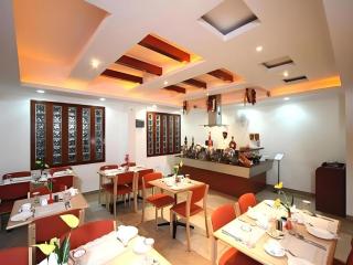 Hotel Grand President - 8