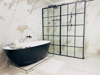 ANG COMSAT Guesthouse - 8