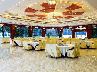 Wistaria Hotel Minhang Shanghai - 2