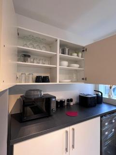 2-Bed Family House Nr Nottingham City Hospital, Arnold, Mansfield with Free WiFi - 1