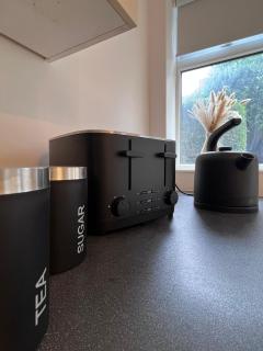 2-Bed Family House Nr Nottingham City Hospital, Arnold, Mansfield with Free WiFi - 2