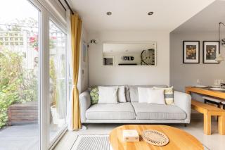 Bright 2BR Garden Flat in South Norwood - 7