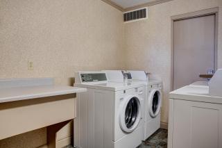 Best Western PLUS City Centre Inn - Edmonton - 5