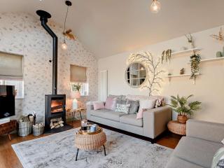 3 Bed in Amberley 89898 - 8