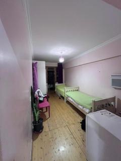 We host only females, نحن نستضيف الإناث فقط, हम केवल महिलाओं की मेजबानी करते हैं - 3