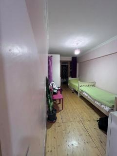 We host only females, نحن نستضيف الإناث فقط, हम केवल महिलाओं की मेजबानी करते हैं - 1