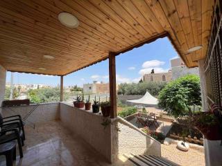 Spacious Villa near Ma'in Hot Springs & Mount Nebo - 6