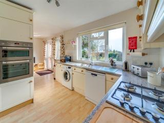 4 Bed in Shanklin IC068 - 6