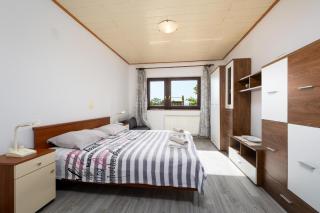 Studio für 6 Personen ca 75 qm in Njivice, Kvarner Bucht Krk - 3