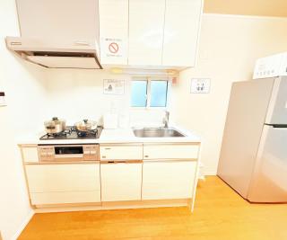 北池袋駅徒歩5分 池袋まで1駅 閑静な住宅街にある一軒家の個室 キッチン浴室トイレ共用202 - 3