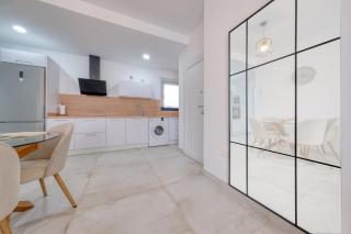 Luxury House- La Santa - 4