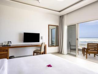 Nungwi Dreams by Mantis - 3