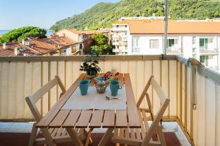 Seaview Apartment - B - 1