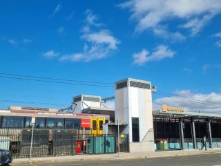 Welcome to your leafy retreat in Graceville! - 5