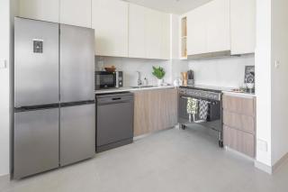 Frank Porter - Nara, The Valley - 1