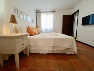 Casa Girassóis - 3 Suites / Rua da Praia do Amor - 8