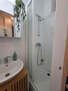 Saint-Mandé studio, proche metro Ligne 1 & Paris Centre, Wifi rapide, Ideal couple, télétravail - 9