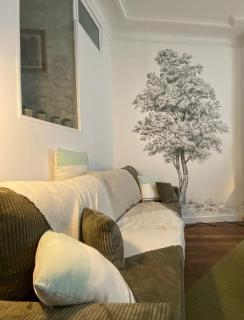 Saint-Mandé studio, proche metro Ligne 1 & Paris Centre, Wifi rapide, Ideal couple, télétravail - 1