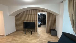 Lovely 1BR &1LR Apt with WiFi Near Amusement Park - 5