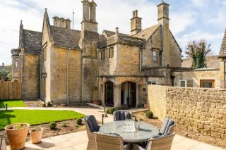 Unique historic house in Bourton on the Water - 9