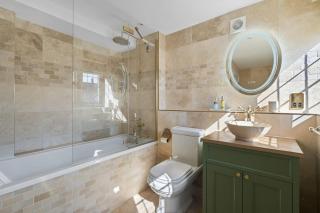 Unique historic house in Bourton on the Water - 1